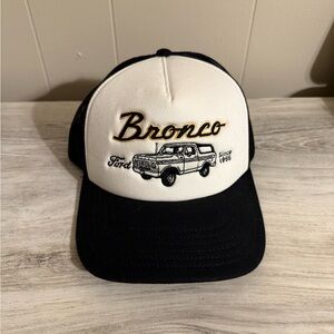 American Eagle Outfitters Black and White Mesh Hat